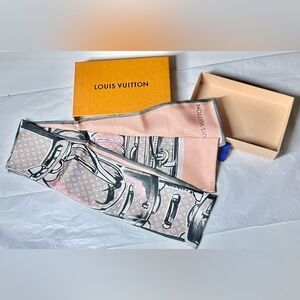 Authentic Louis Vuitton Rose Poudre SilkTrunks Bandeau